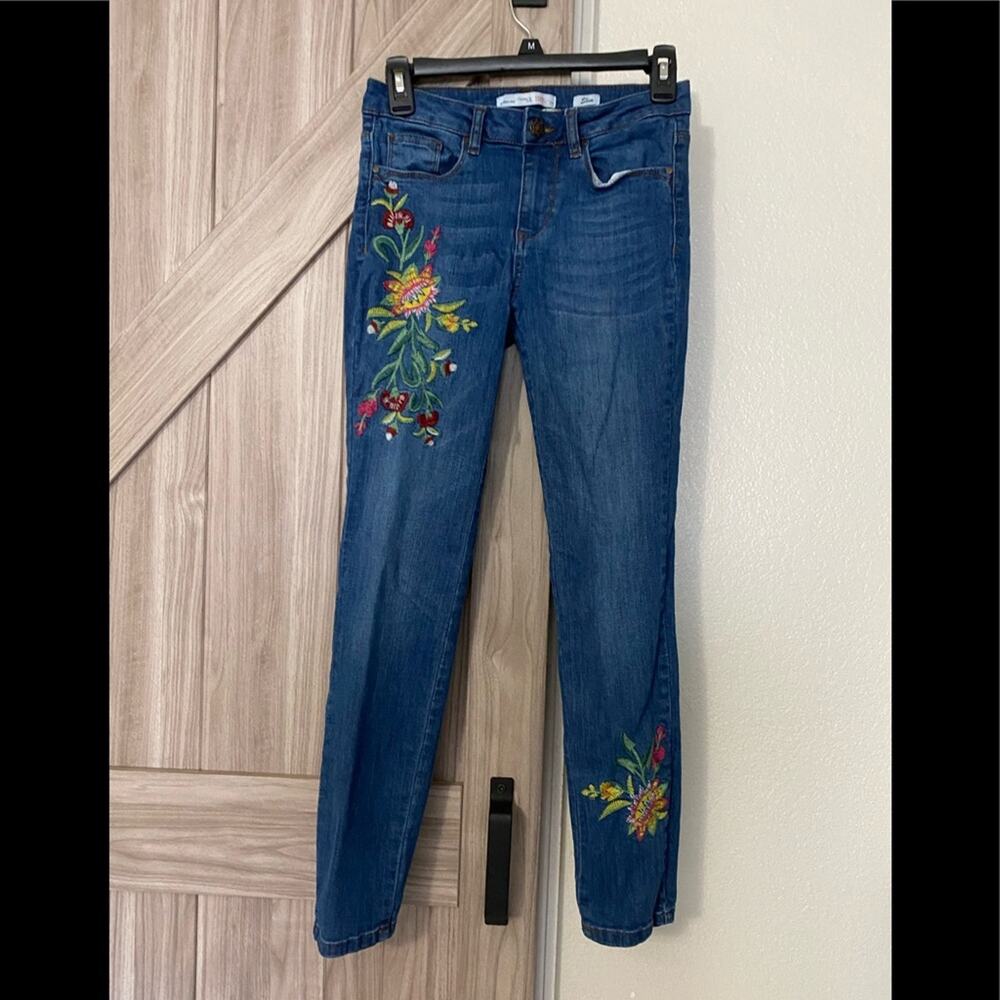 Formula Joven 38 Floral embroidery jeans